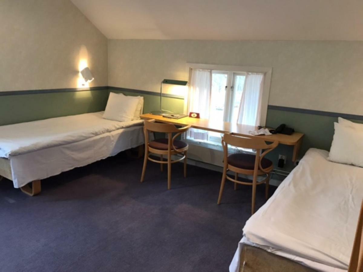 Karstorp Saeteri - Hotell Och Konferens Skövde Zewnętrze zdjęcie