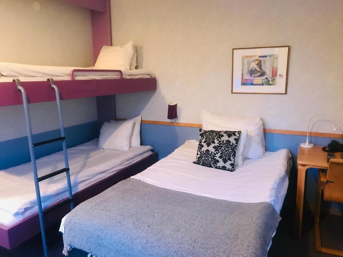Karstorp Saeteri - Hotell Och Konferens Skövde Zewnętrze zdjęcie